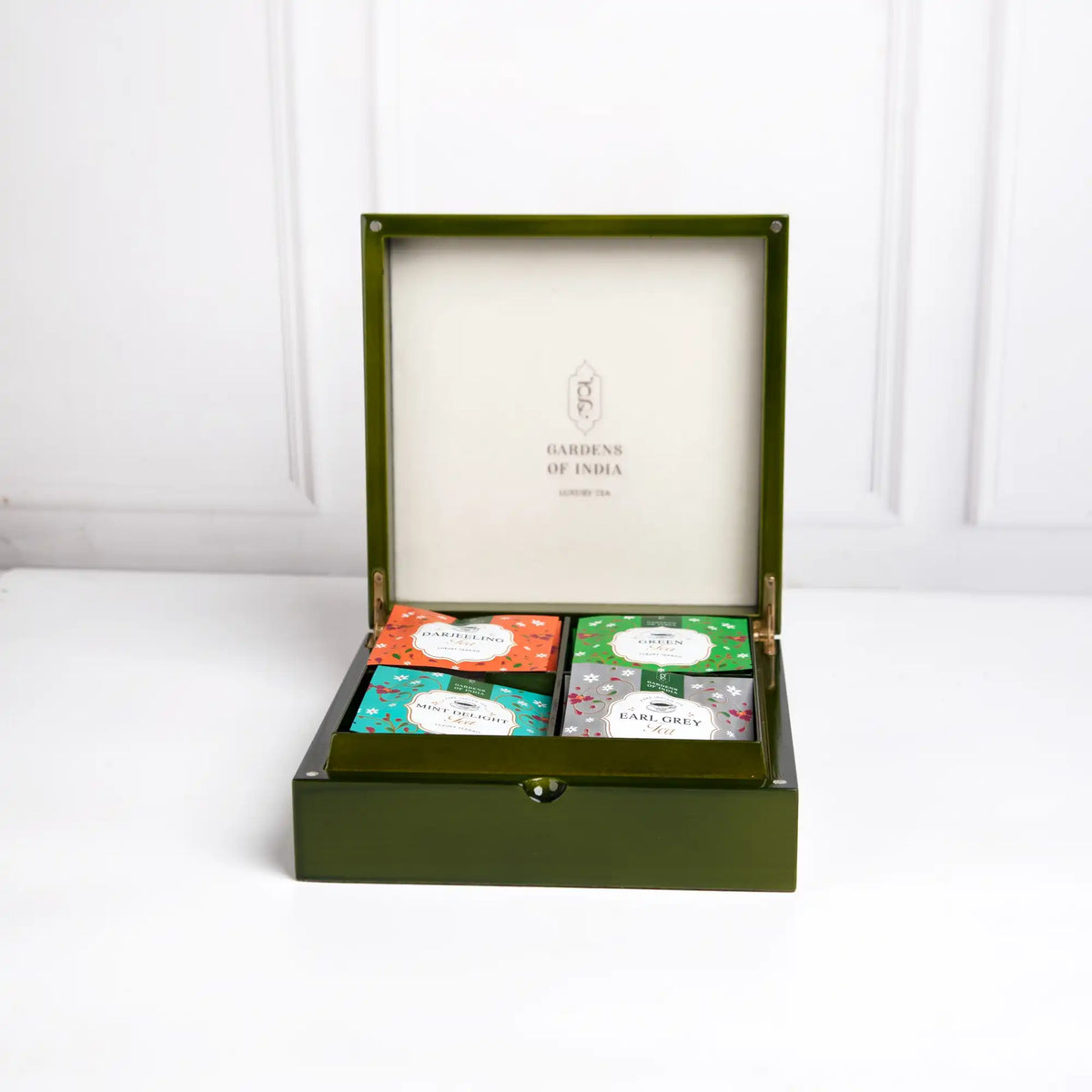 Signature Tea Collection Signature Emerald Tea Box - 4 variants, 32 Tea Bags – Gardens Of India